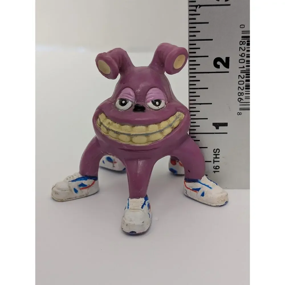 Vintage 1980s Keds Purple Alien Monster Promotional Figure Rare PVC Toy - Picture 7 of 7